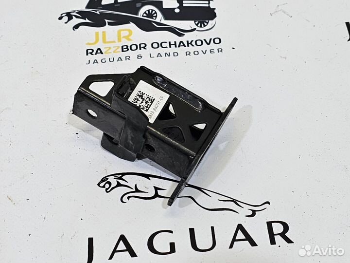 Кронштейн радиатора Jaguar F-Pace X761 2016- н.в
