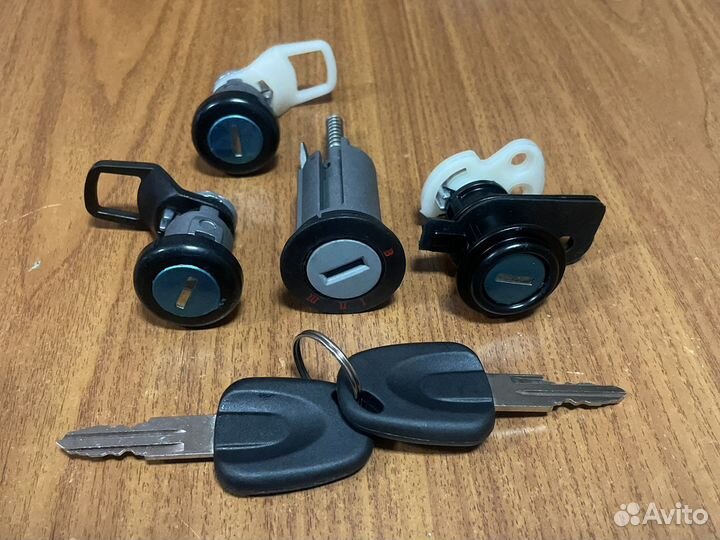 Комплект личинок Nexia Daewoo