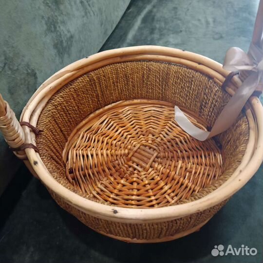 Корзина плетеная