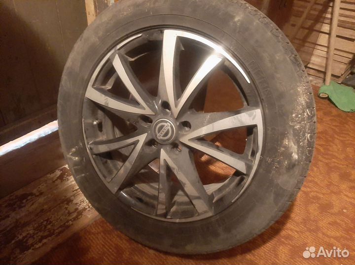 Pirelli Scorpion 215/60 R17