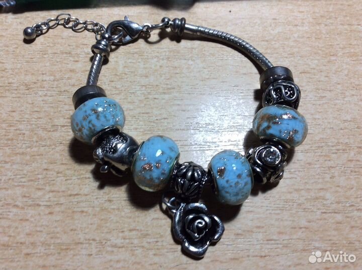 Бижутерия разная и кулон «Хелло kitty» с цепочкой