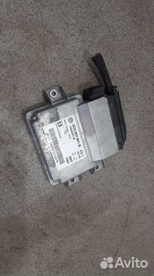 Блок управления ручником WV Passat CC B6 B7