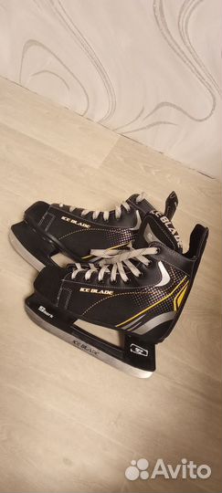 Коньки хоккейные