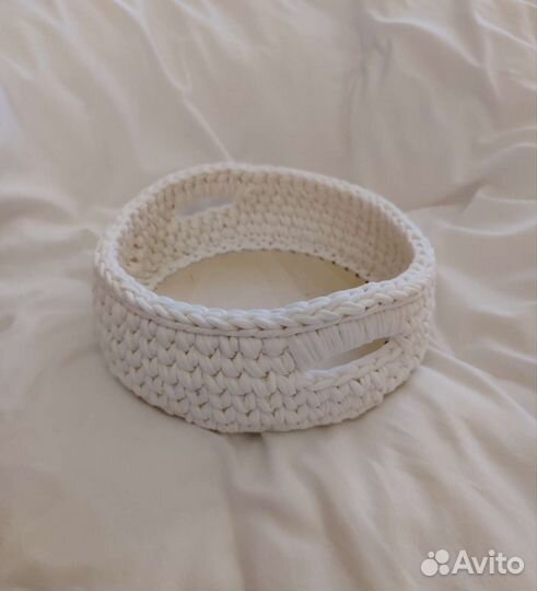 Корзина-поднос вязаная