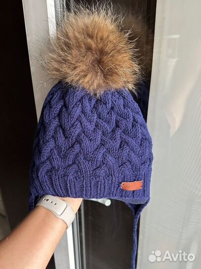 Шапка зимняя с меховым помпоном