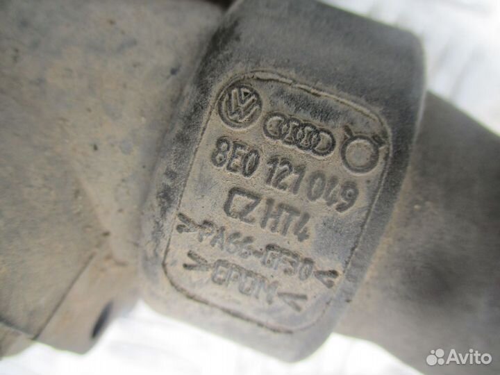 Патрубок радиатора нижний Audi A4 B6 2.0 ALT