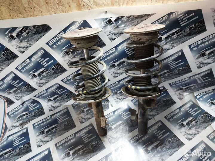 Стойки передние всборе Ford Mondeo 4