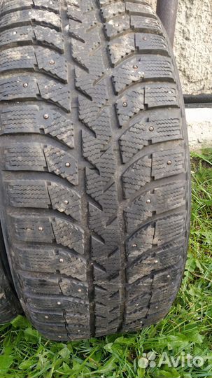 Bridgestone Ice Cruiser 5000 235/55 R17 99T