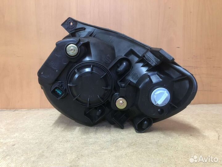 Фара правая Kia Picanto (08-10г) 6 контактов