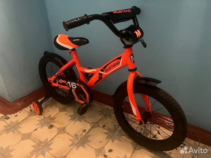 Детский велосипед 16