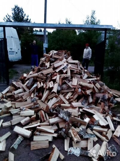 Дрова новые сухие