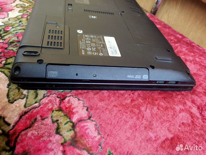 Acer aspire 5742G, i3-8-500gb