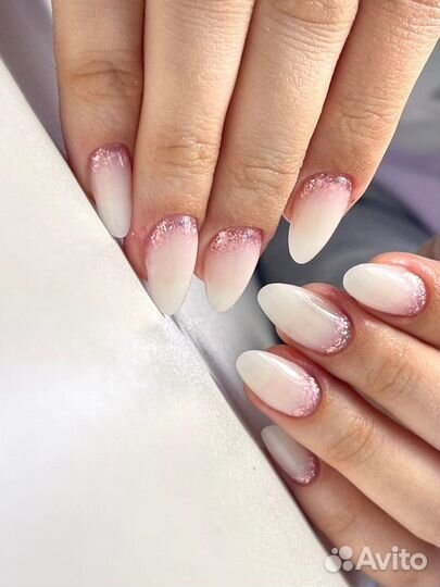 Наращивание ногтей модель