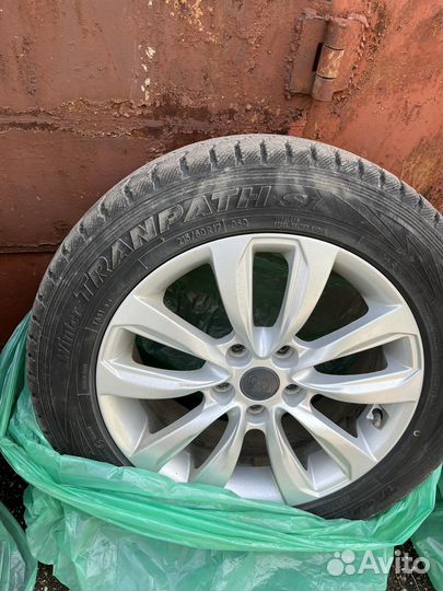 Toyo Winter Tranpath S1 215/60 R17