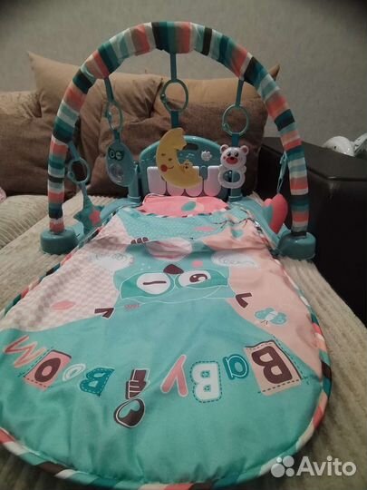 Развивающий коврик с пианино