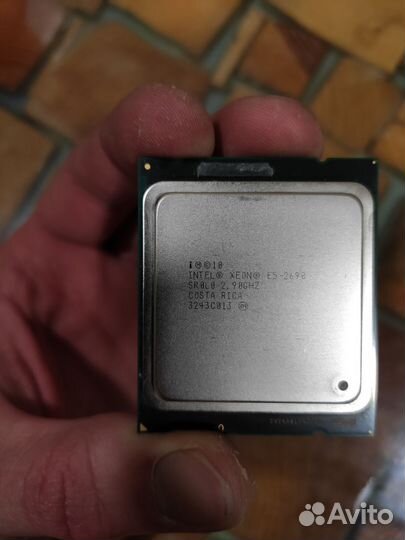 Процессор Xeon 2690