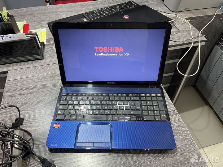 Toshiba ноутбук