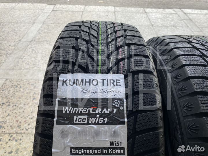 Kumho WinterCraft Ice Wi51 225/45 R17 94T