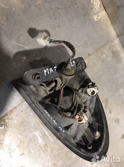 Задние фонари Mazda 323