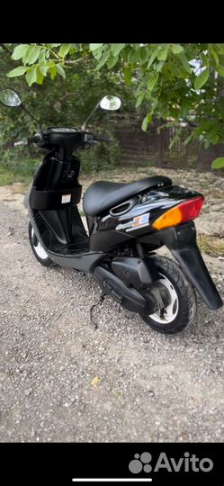 Suzuki let's 2