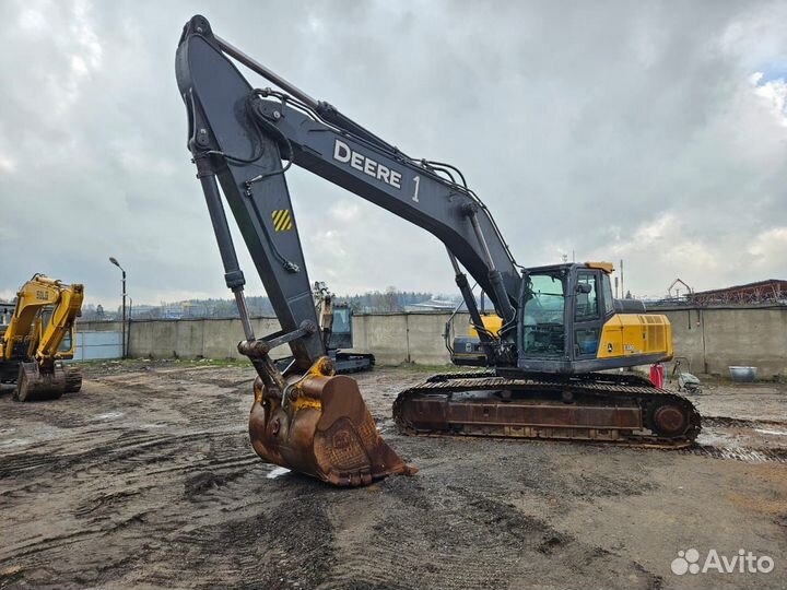 Гусеничный экскаватор John Deere 330 LC, 2018