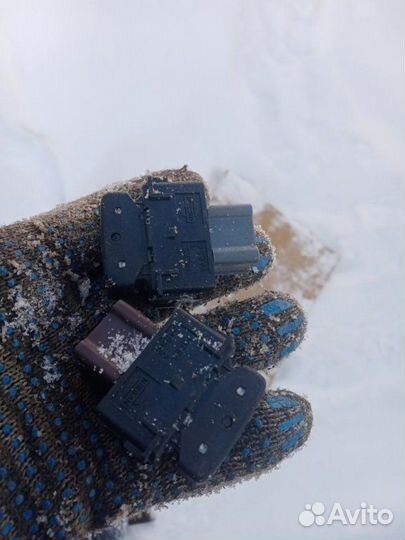 Кнопка обогрева сидений Nissan Note