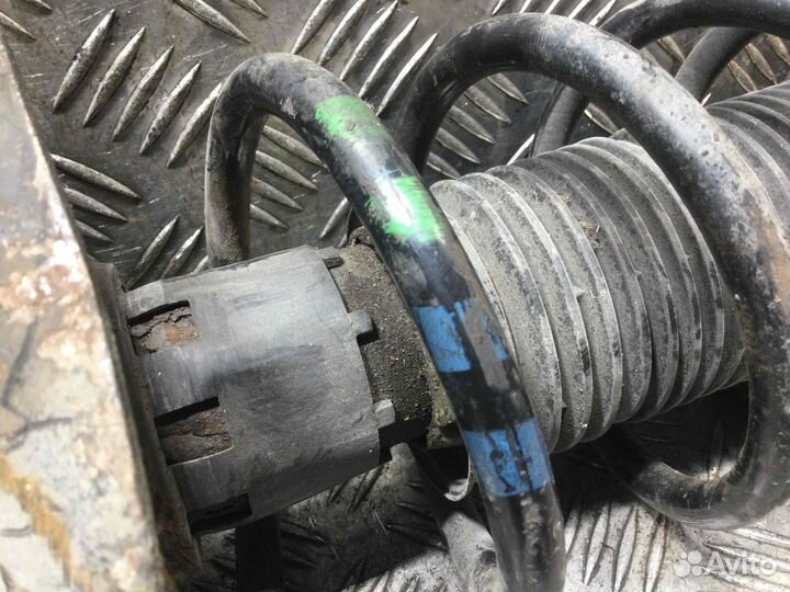 Стойка передняя правая Audi A3 1j0413031p AGN