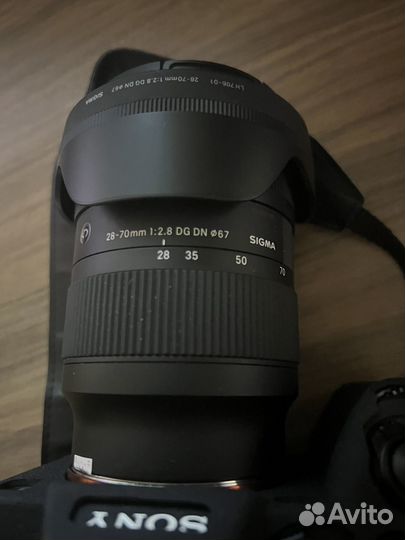 Sony Alpha ilce-7M4 + Sigma 28-70