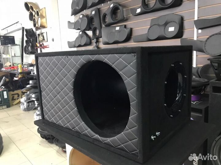 Короб под 15 сабвуфер на 200 трубе (кожа)