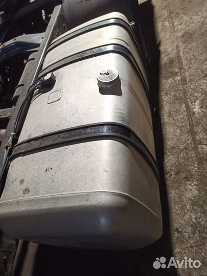 Бак топливный, Мерседес