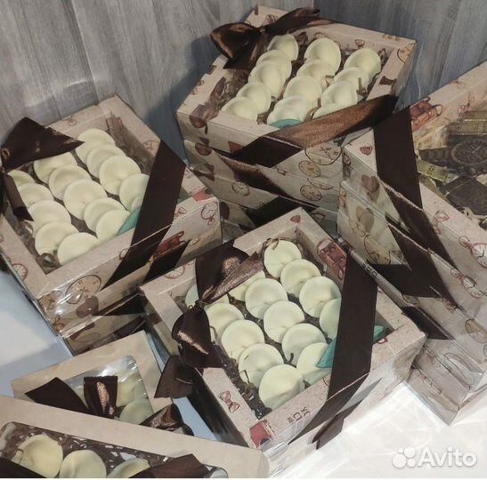 Пельмени из шоколада