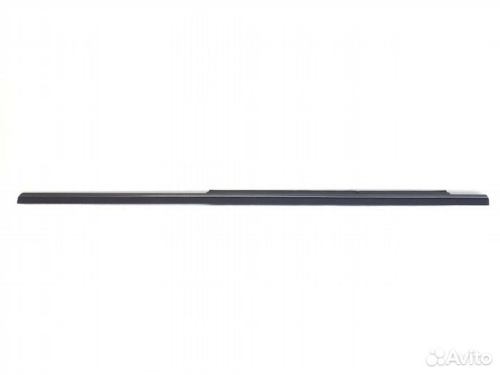 Молдинг двери задний правый Mercedes-Benz E-Class