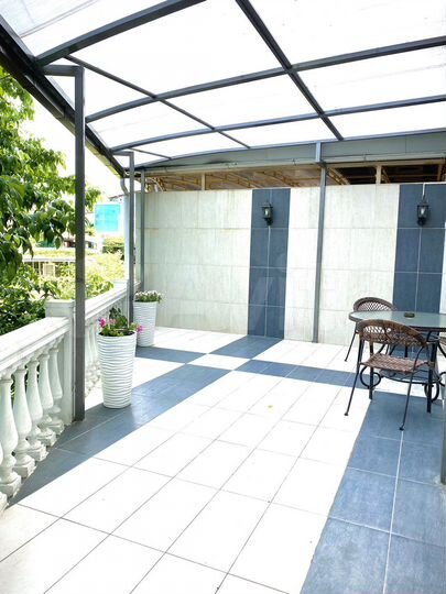 3-к. квартира, 101 м², 2/7 эт.