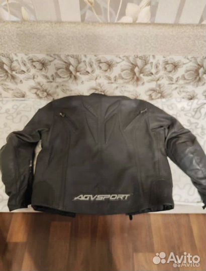 Мотокуртка кожаная мужская