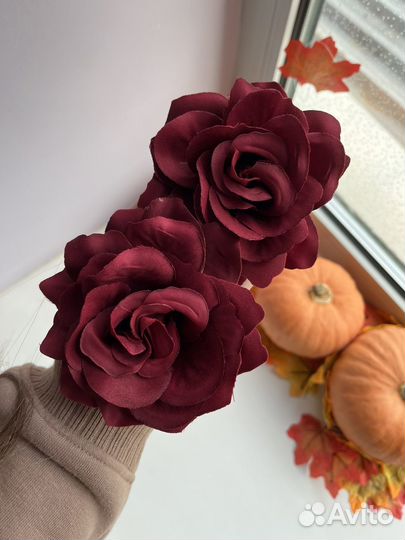 Заколка брошь с большой розой