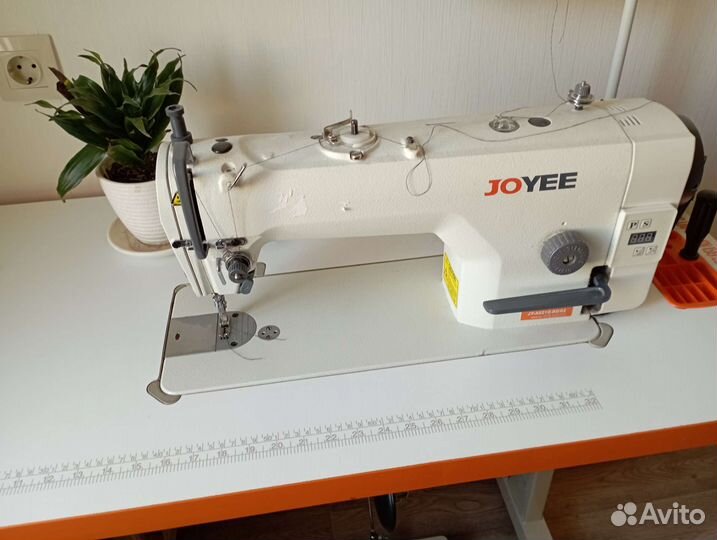 Швейная промышленная машина Joyee A621g