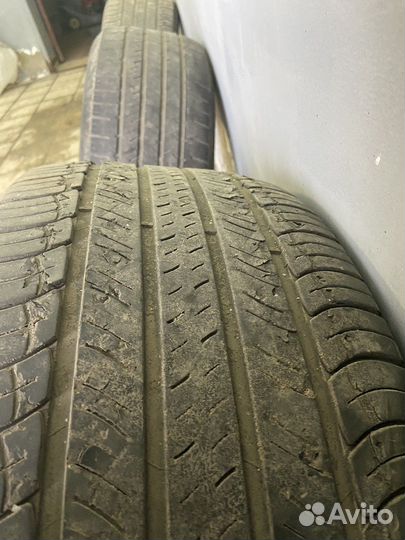 Michelin 4X4 A/T 235/55 R19