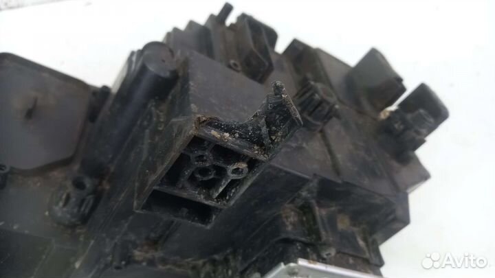 Фара правая LED Volkswagen Tiguan 2