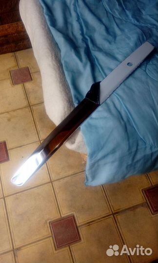 Молдинг хром на крышку багажника toyota corolla