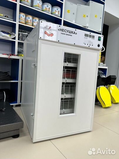 Инкубатор Несушка Фермер на 400 яиц