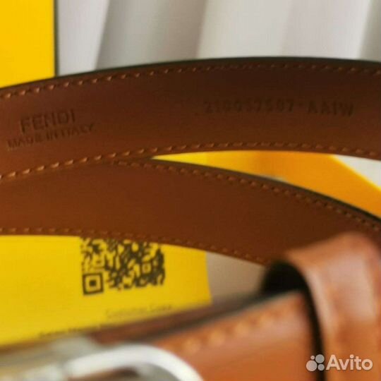 Ремень женский кожаный Fendi