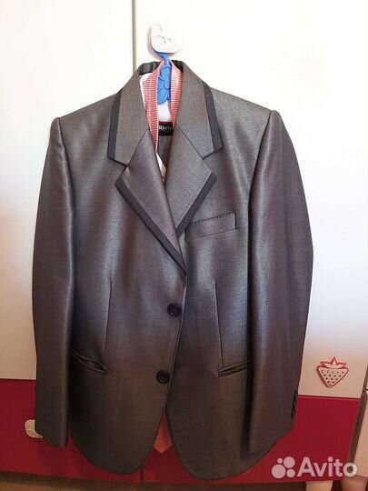 Костюм на мальчика из Турции (8-10 л)