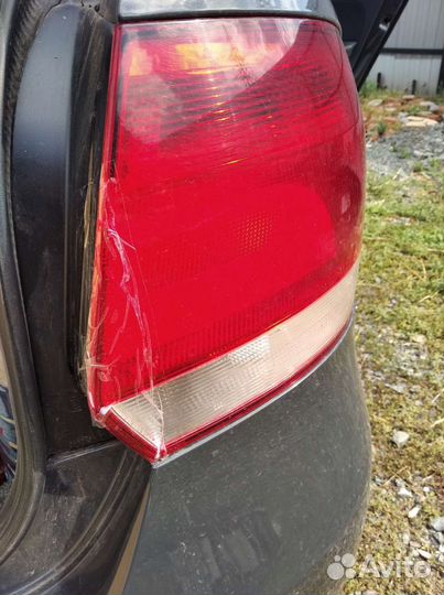 Фонарь задний правый Volkswagen Polo 5