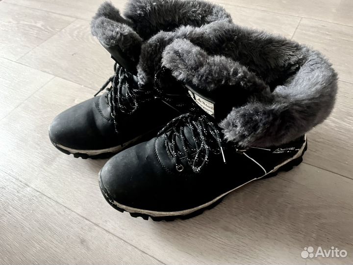 Кроссовки зимние женские 39-40