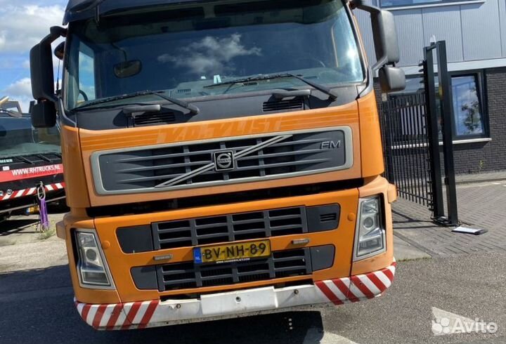 Pазбираем грузовик Volvo FM 2008-2013