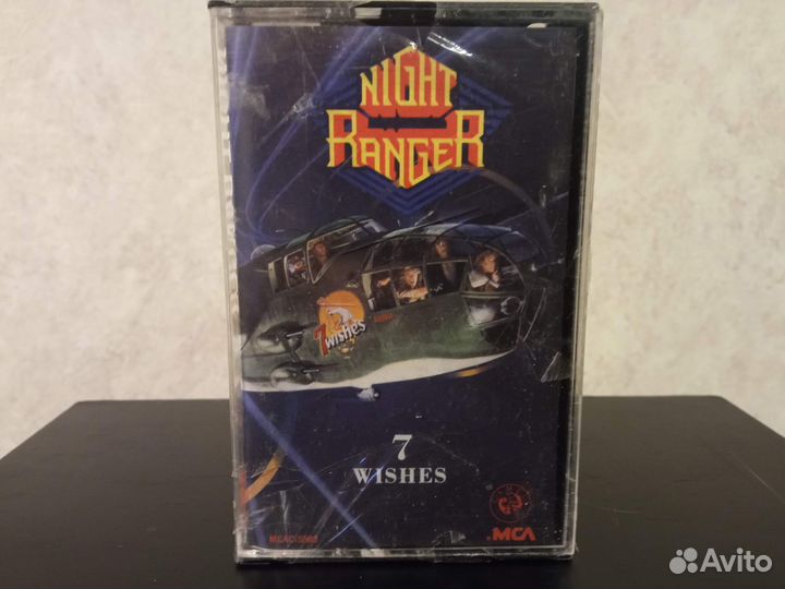 Аудиокассеты винтажные USA, запечатанные