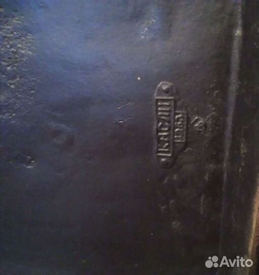 Конь с попоной