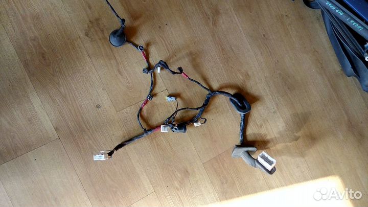 Проводка дверная Хендай Ай 30