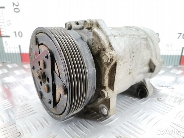 Компрессор кондиционера для Volkswagen Golf 4