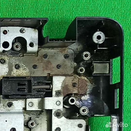 Поддон Lenovo ideapad Z570